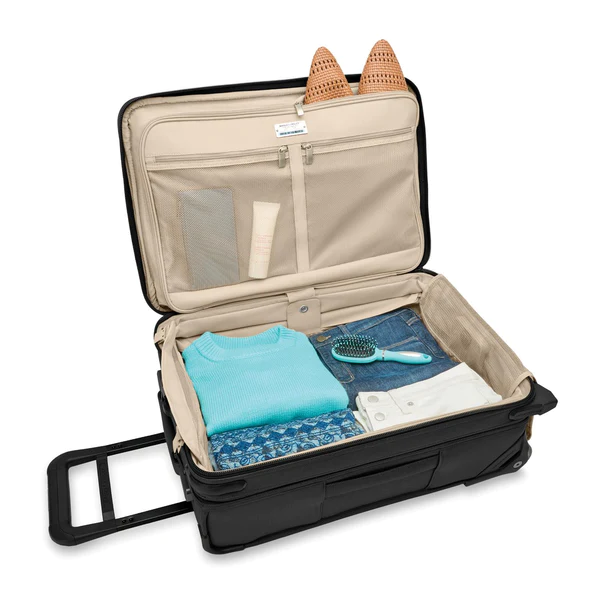 Briggs & Riley Baseline Essential 22" 2-Wheel Expandable Carry-On 12 Briggs & Riley Baseline Essential 22" 2-Wheel Expandable Carry-On - Image 10