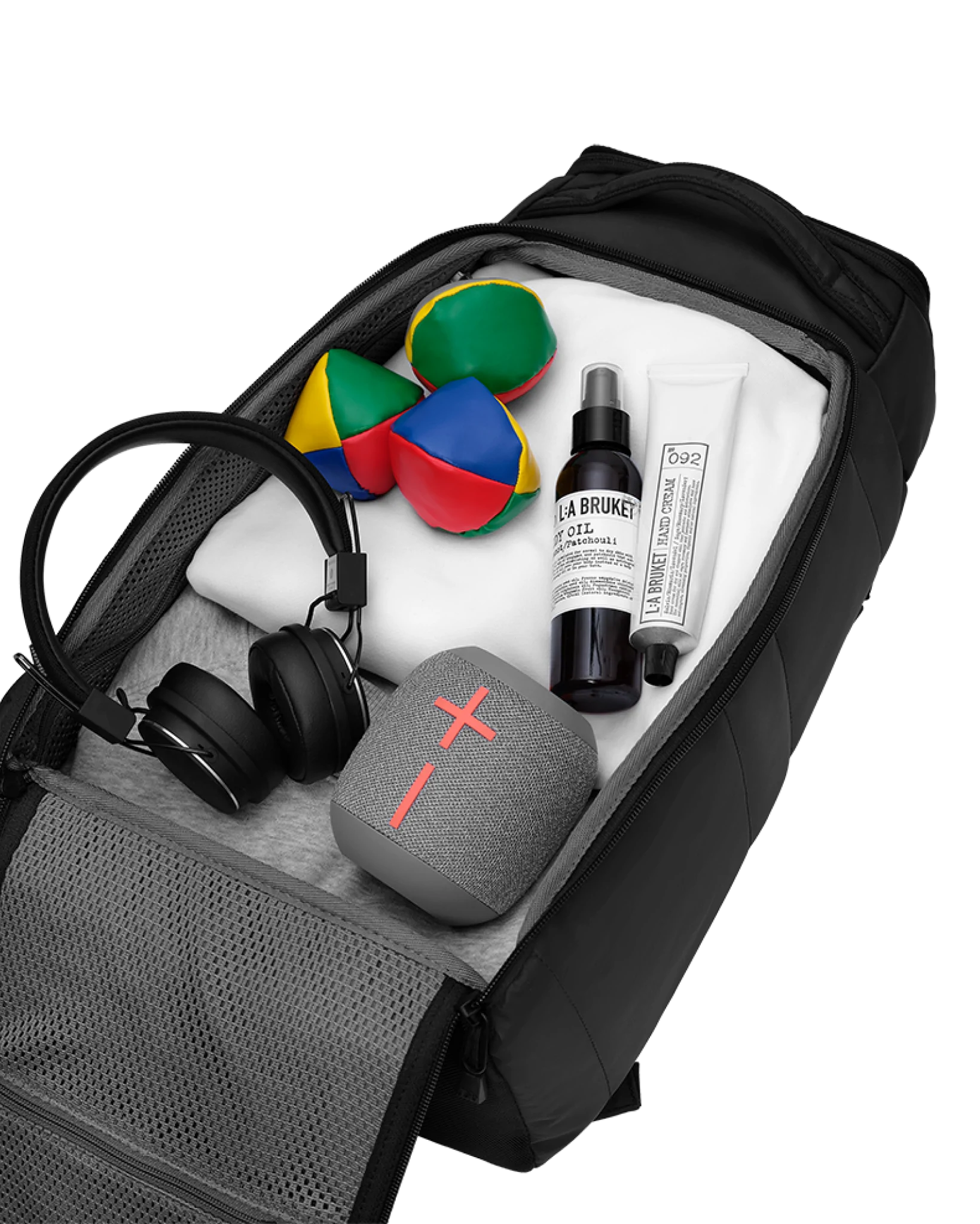 Douchebags The Strøm 20L Backpack 9 Douchebags The Strøm 20L Backpack - Image 7