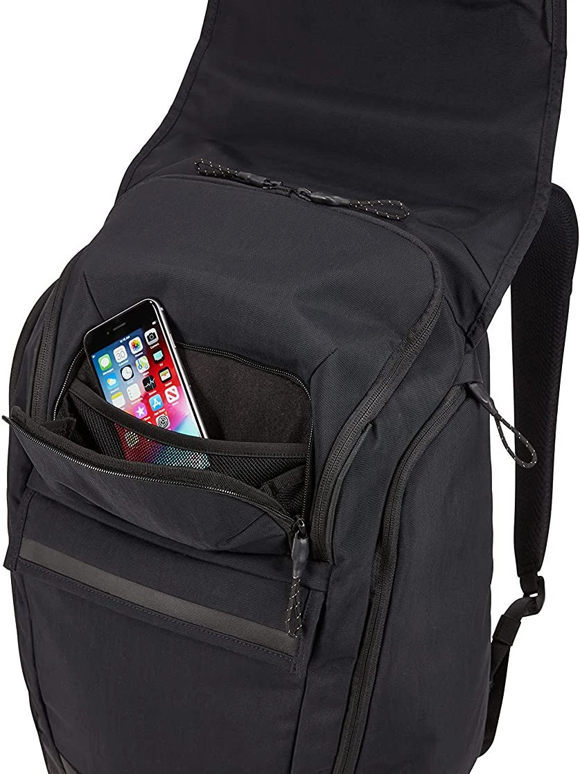 Thule Paramount Backpack 27L 8 Thule Paramount Backpack 27L - Image 6