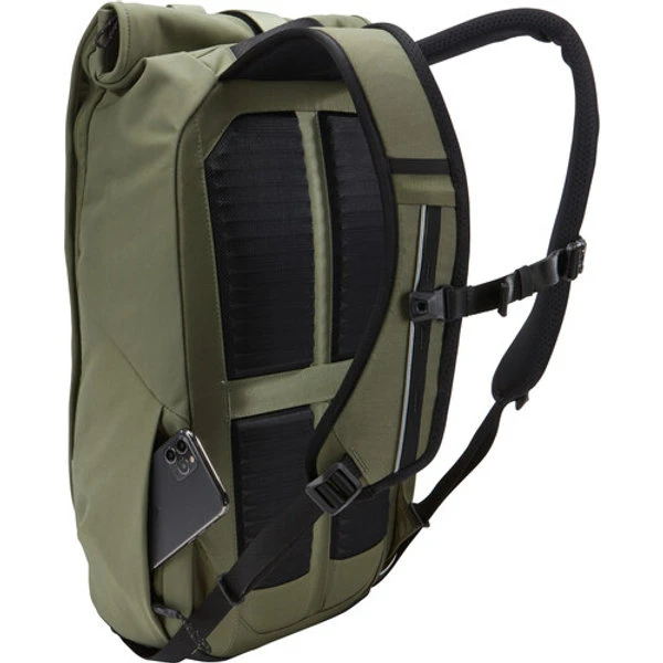 Thule Paramount Commuter Backpack 18L 8 Thule Paramount Commuter Backpack 18L - Image 6