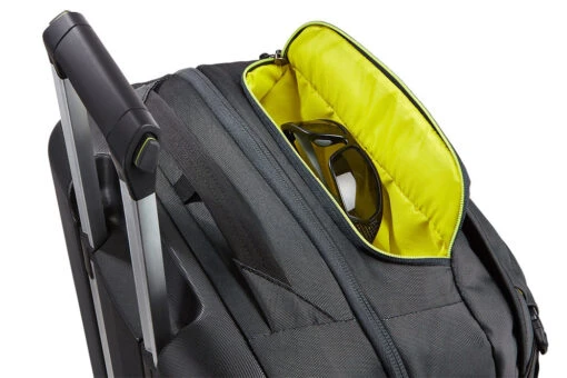 Thule Subterra Wheeled Duffel 70cm/28" - Image 9