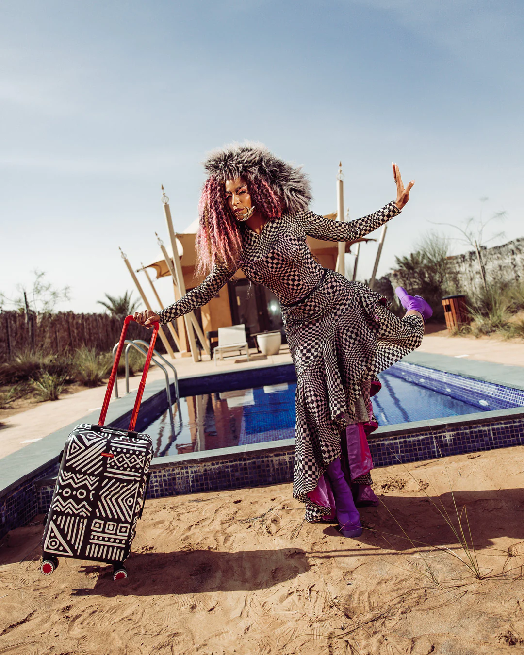 Sprayground A.I.8 - Origin Story Sharknautics Hardshell 21.5'' Carry-On Luggage 16 Sprayground A.I.8 - Origin Story Sharknautics Hardshell 21.5'' Carry-On Luggage - Image 14