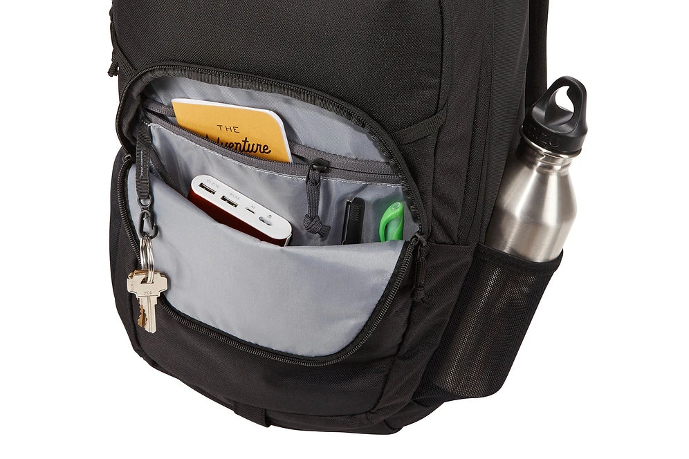 Thule Achiever Backpack 22L 5 Thule Achiever Backpack 22L - Image 3
