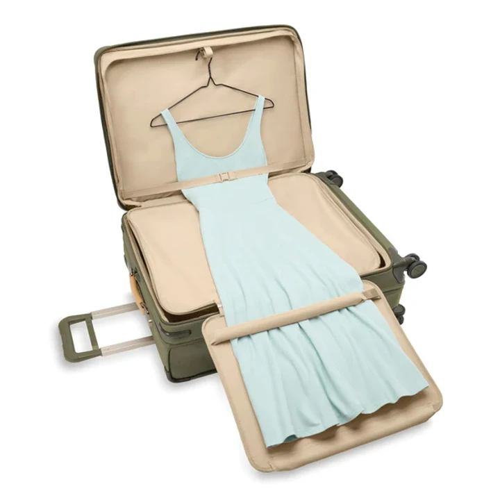 Briggs & Riley Baseline Large Expandable Spinner 6 Briggs & Riley Baseline Large Expandable Spinner - Image 4