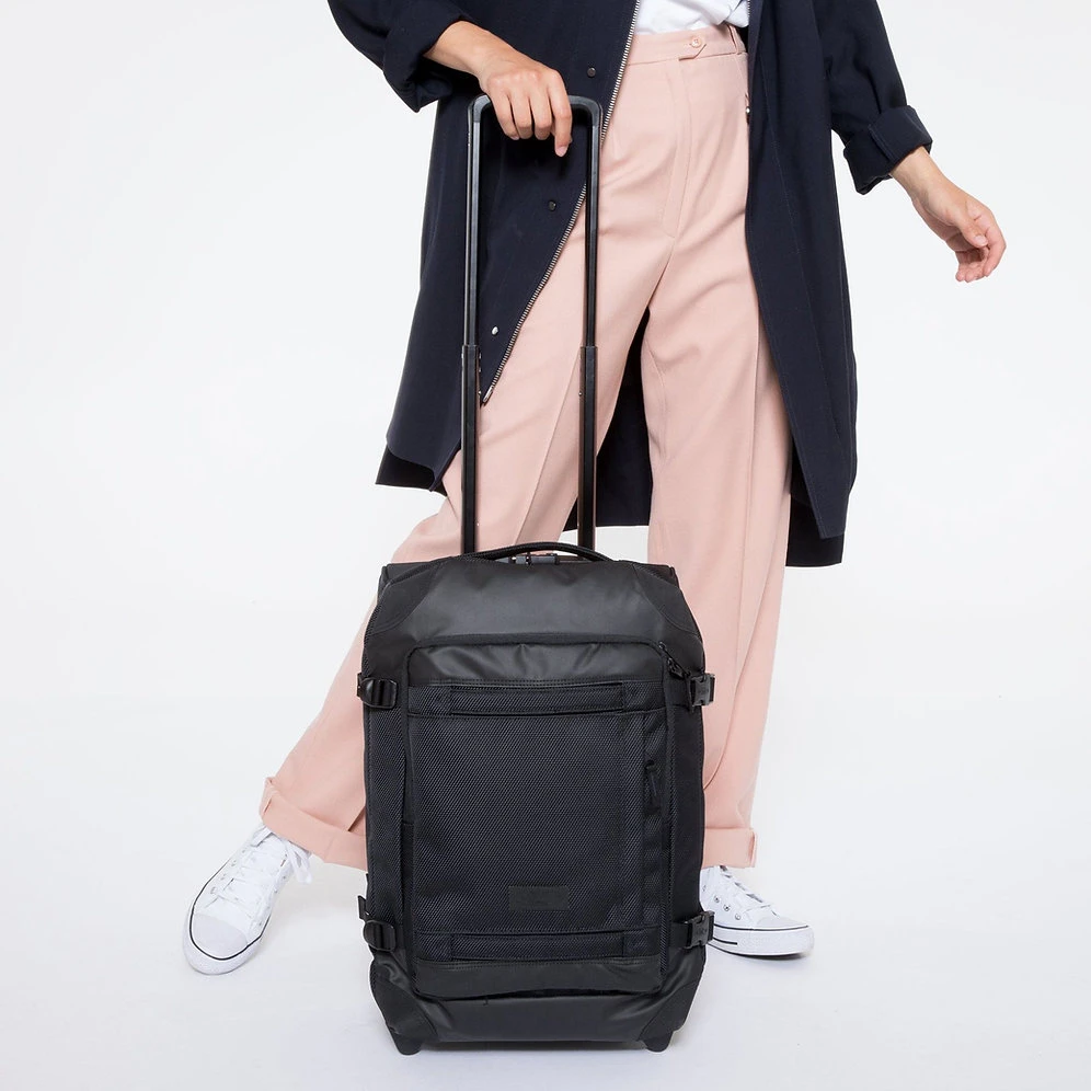 Eastpak Tranverz CNNCT Coat-Small 13 Eastpak Tranverz CNNCT Coat-Small - Image 11