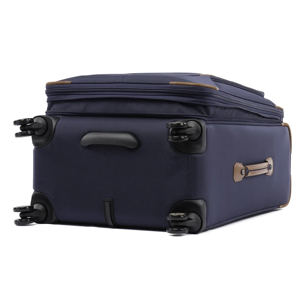 TravelPro Crew™ 11 25" Expandable Spinner Suiter 6 TravelPro Crew™ 11 25" Expandable Spinner Suiter - Image 4