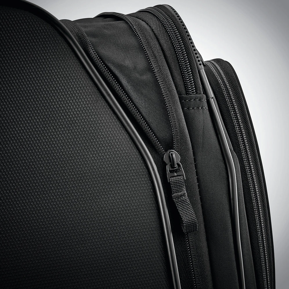 American Tourister Zoom Turbo 28" Spinner-Large 9 American Tourister Zoom Turbo 28" Spinner-Large - Image 7
