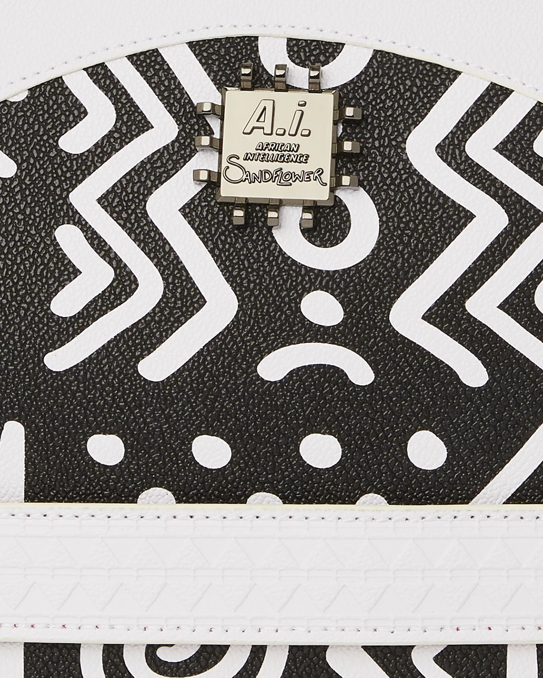 SPRAYGROUND A.I.8 AFRICAN INTELLIGENCE - ORIGIN STORY CROSSOVER CLUTCH 13 SPRAYGROUND A.I.8 AFRICAN INTELLIGENCE - ORIGIN STORY CROSSOVER CLUTCH - Image 11