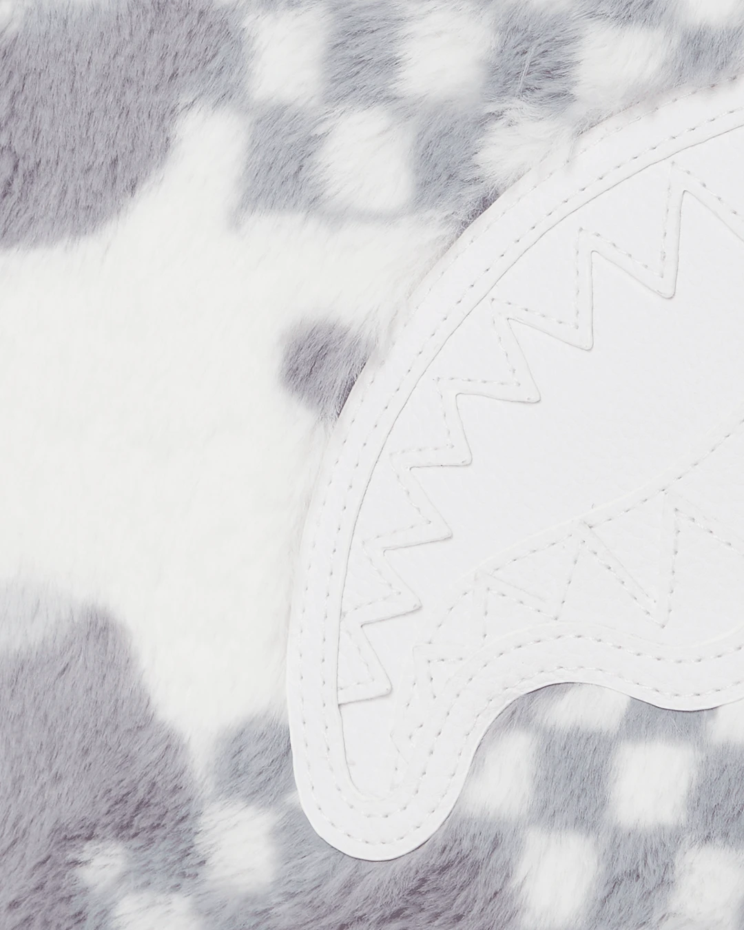 SPRAYGROUND 3AM PLUSH SWISS ALPS CROSSOVER CLUTCH 11 SPRAYGROUND 3AM PLUSH SWISS ALPS CROSSOVER CLUTCH - Image 9