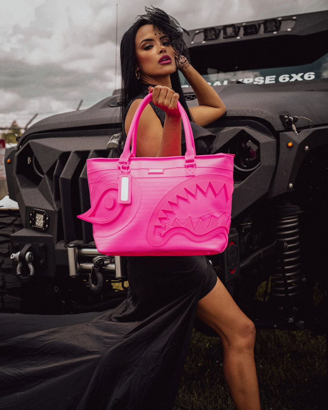 SPRAYGROUND SAKURA SHOCK WAVE TOTE 4 SPRAYGROUND SAKURA SHOCK WAVE TOTE - Image 2
