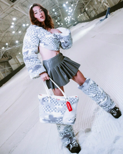 SPRAYGROUND 3AM PLUSH SWISS ALPS TOTE - Image 2