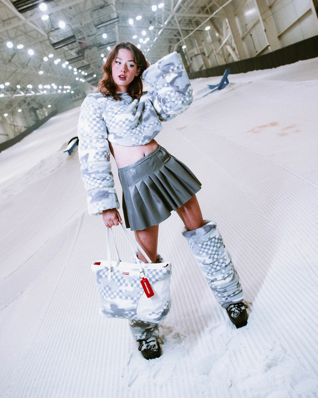 SPRAYGROUND 3AM PLUSH SWISS ALPS TOTE 6 SPRAYGROUND 3AM PLUSH SWISS ALPS TOTE - Image 4