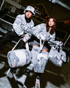 SPRAYGROUND 3AM PLUSH SWISS ALPS TOTE 30 SPRAYGROUND 3AM PLUSH SWISS ALPS TOTE -Bag Sale Store T5755 8 1